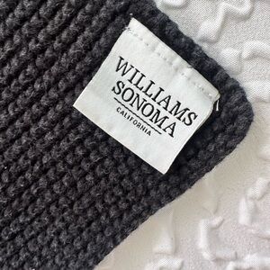 Williams Sonoma Hand Towels